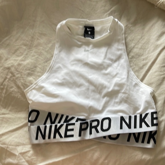 White Nike Cropped Tank - Picture 1 of 3